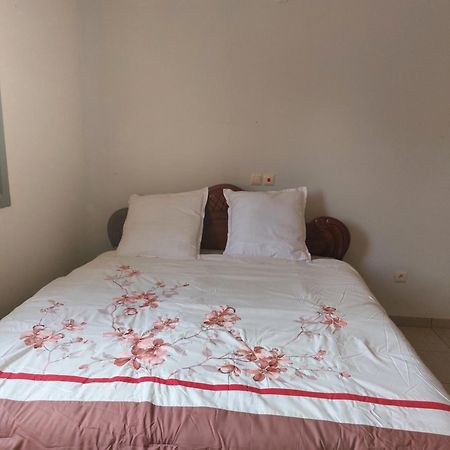 Residence Beau-Lieu Yaoundé エクステリア 写真