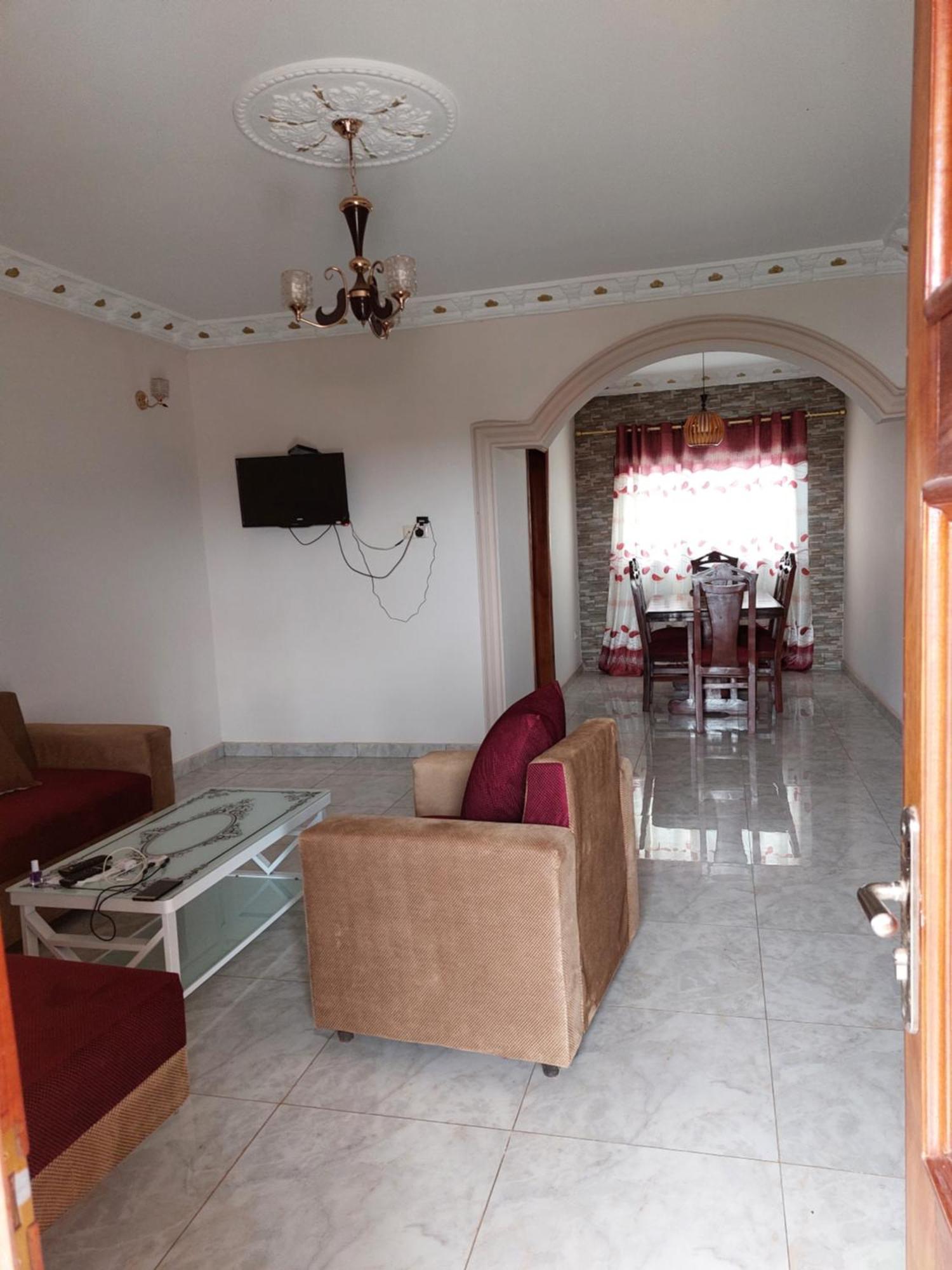 Residence Beau-Lieu Yaoundé エクステリア 写真